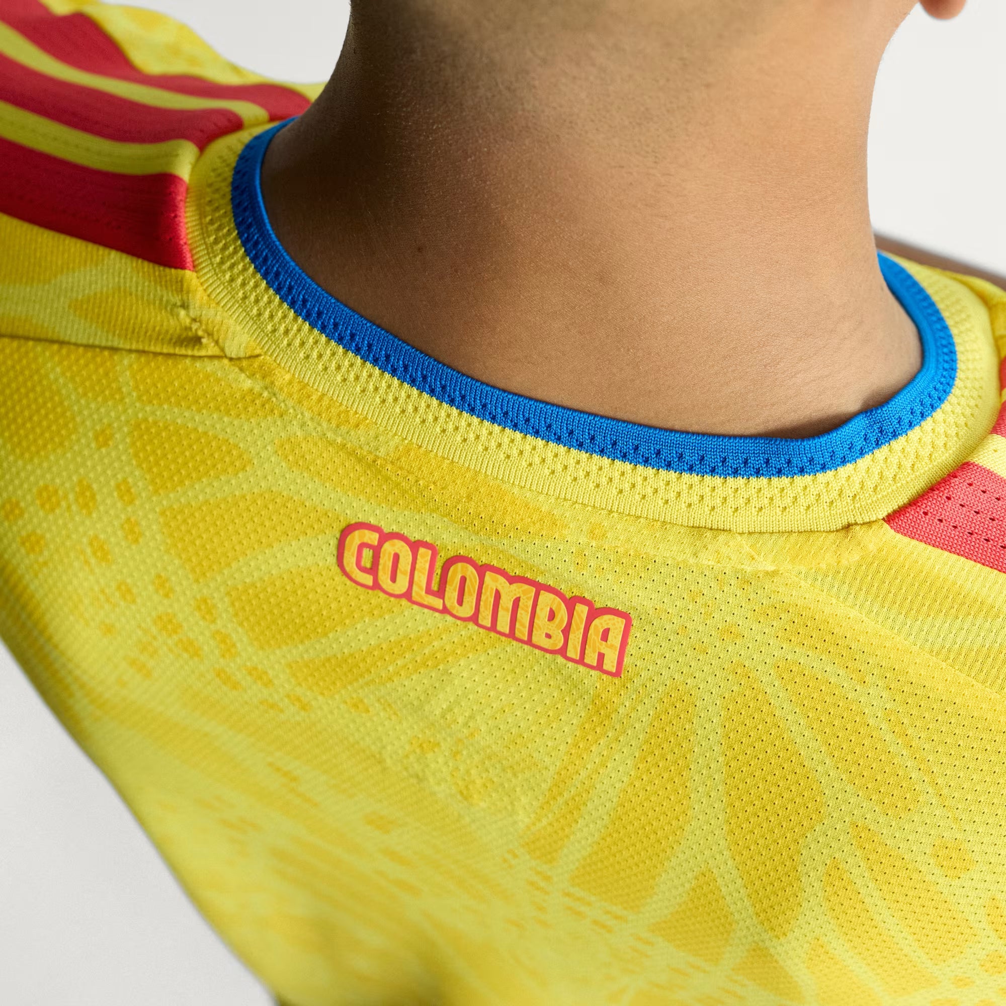 Adidas Colombia 26 Home – Versión FUTlab 1.1