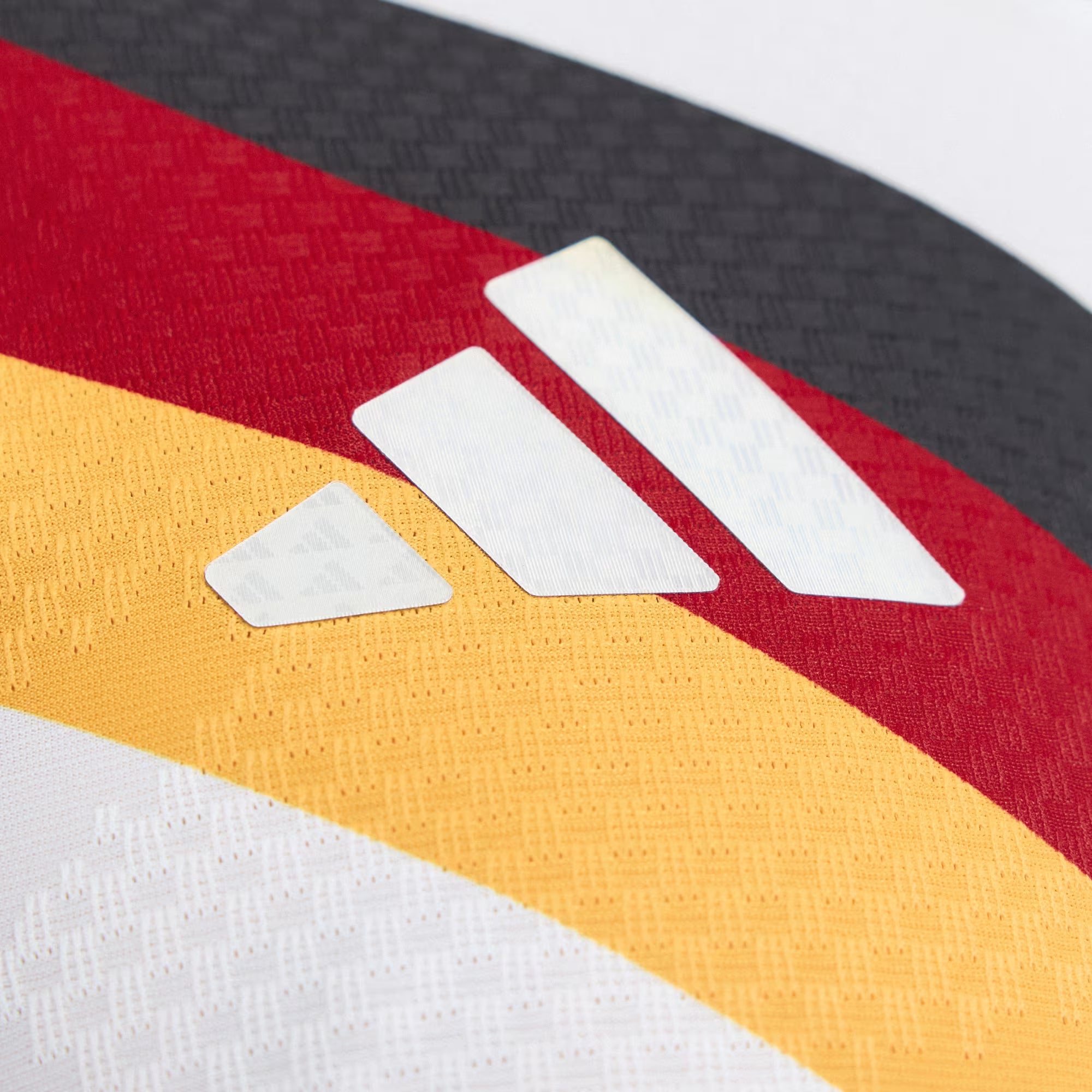 Adidas Alemania 26 local – Versión FUTlab 1.1