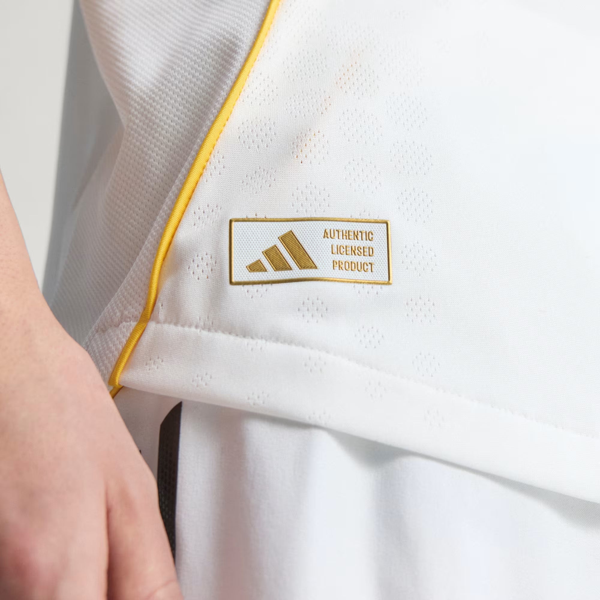 Adidas Real Madrid Home 26 – Versión FUTlab 1.1