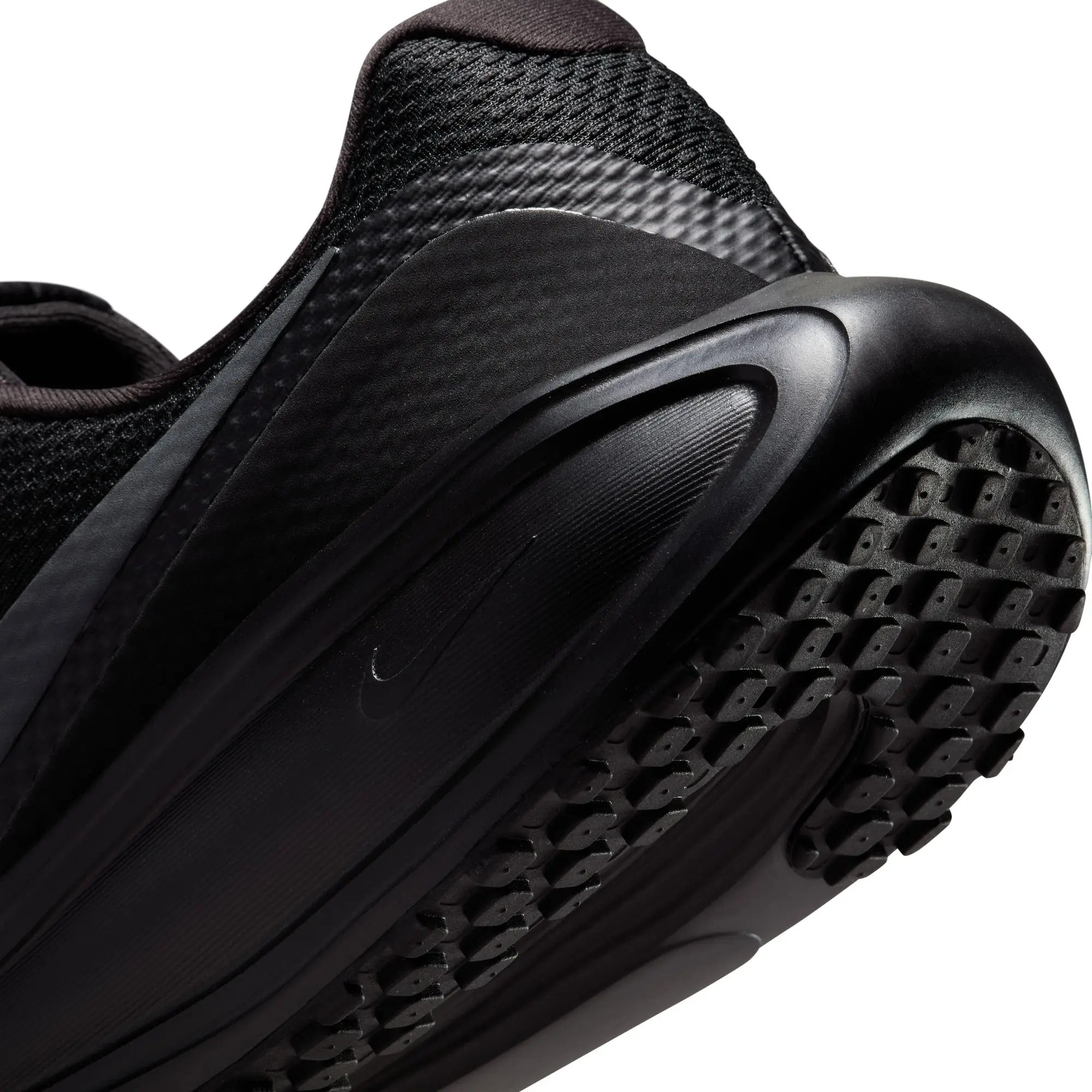 NIKE REVOLUTION 8